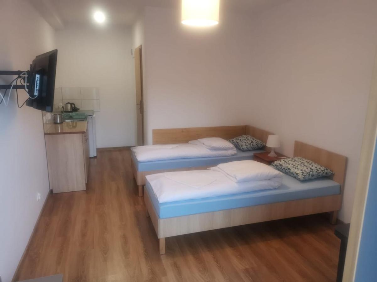 Noclegi Helvet Ustrzyki Dolne Extérieur photo