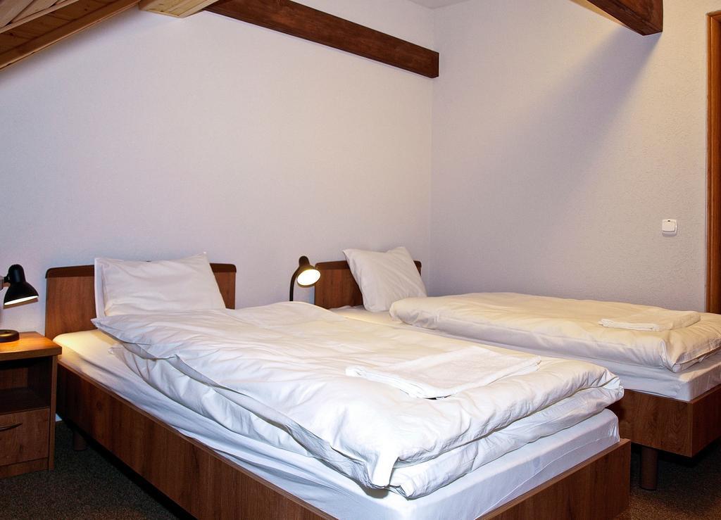 Noclegi Helvet Ustrzyki Dolne Chambre photo